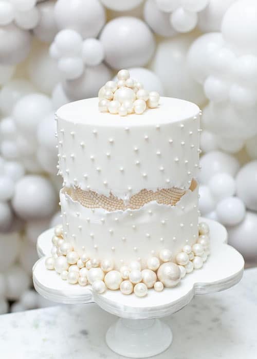 Pearl cake from Elizabeth Cake Emporium via Pinterest