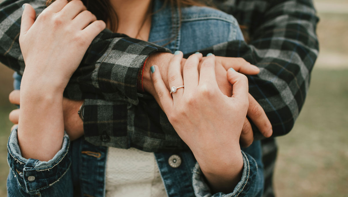 10 surprising things about being engaged